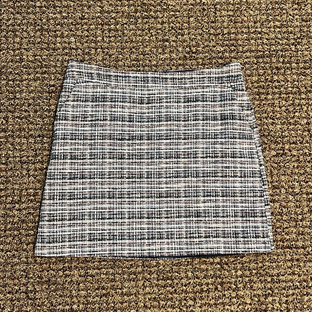 ♻️ LOFT Pencil Skirt